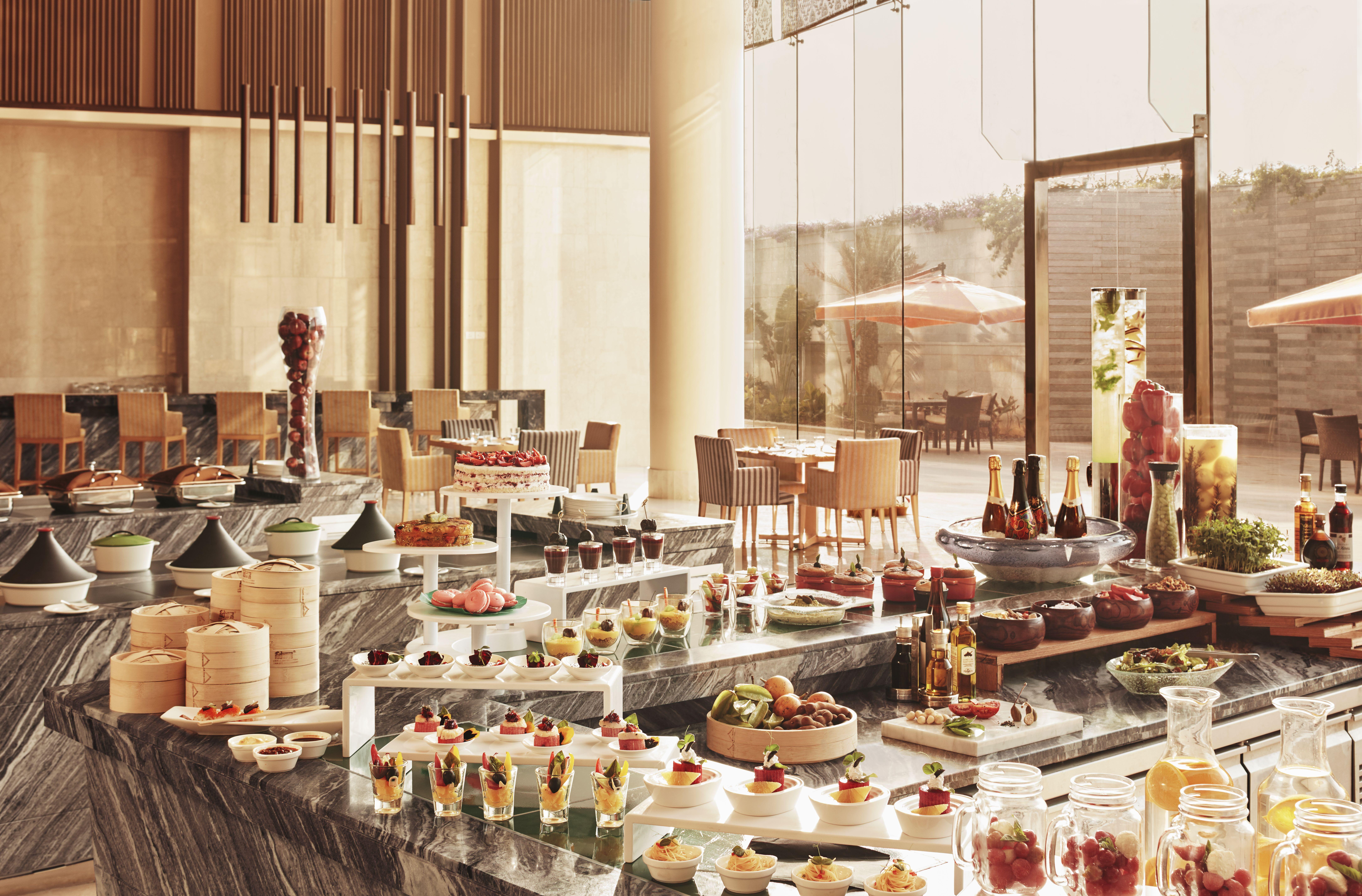 Taj Bangalore Devanahalli Εξωτερικό φωτογραφία The buffet at the hotel